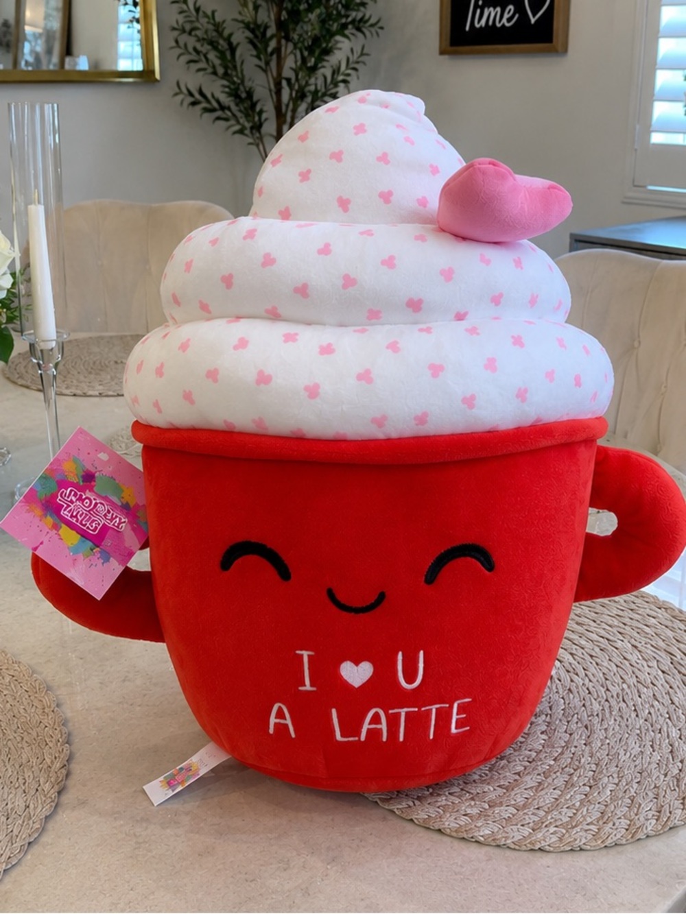 Smoochy pals “I 🤍 u A Latte”